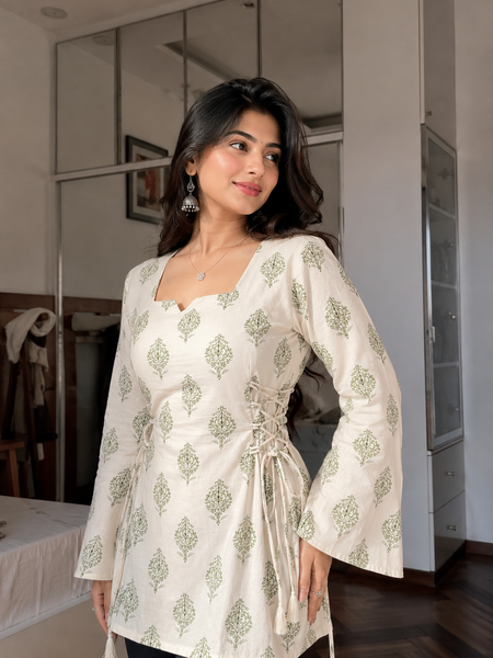 Women's Off White Rayon Cotton Short Kurti with Green Buta Print
