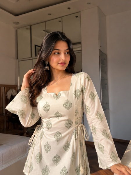 Women's Off White Rayon Cotton Short Kurti with Green Buta Print
