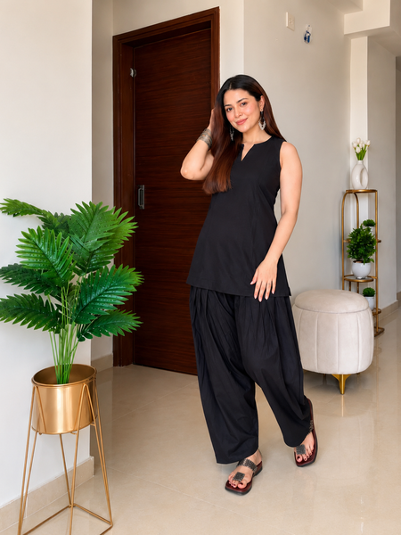 Women's Solid Black Sleeveless Co-Ord Set