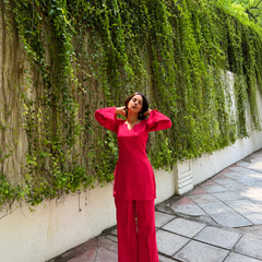 Women's Crimson Red Cotton Kurta Set with Straight Pants – Sweetheart Neck